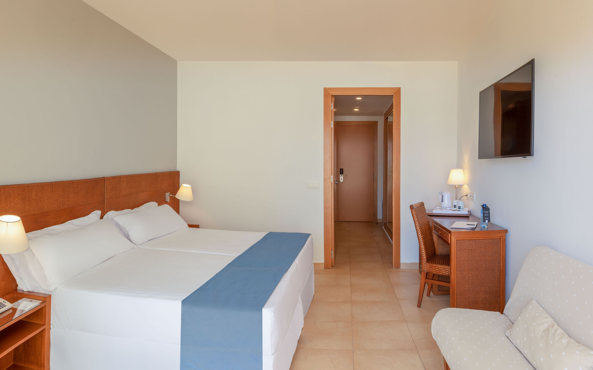 Hotel Rh Ifach كاليبي الغرفة الصورة